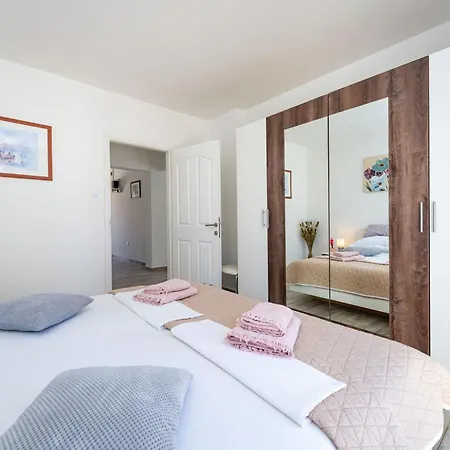 Apartment Vesna *