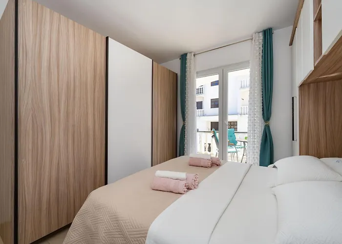 公寓 Vesna 扎达尔